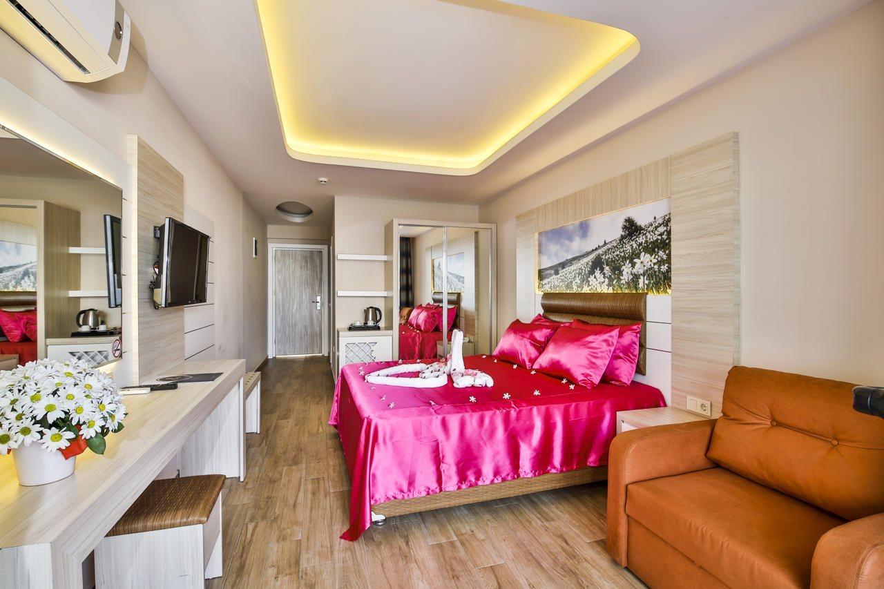 אלאניה Konakli Nergis Hotel מראה חיצוני תמונה